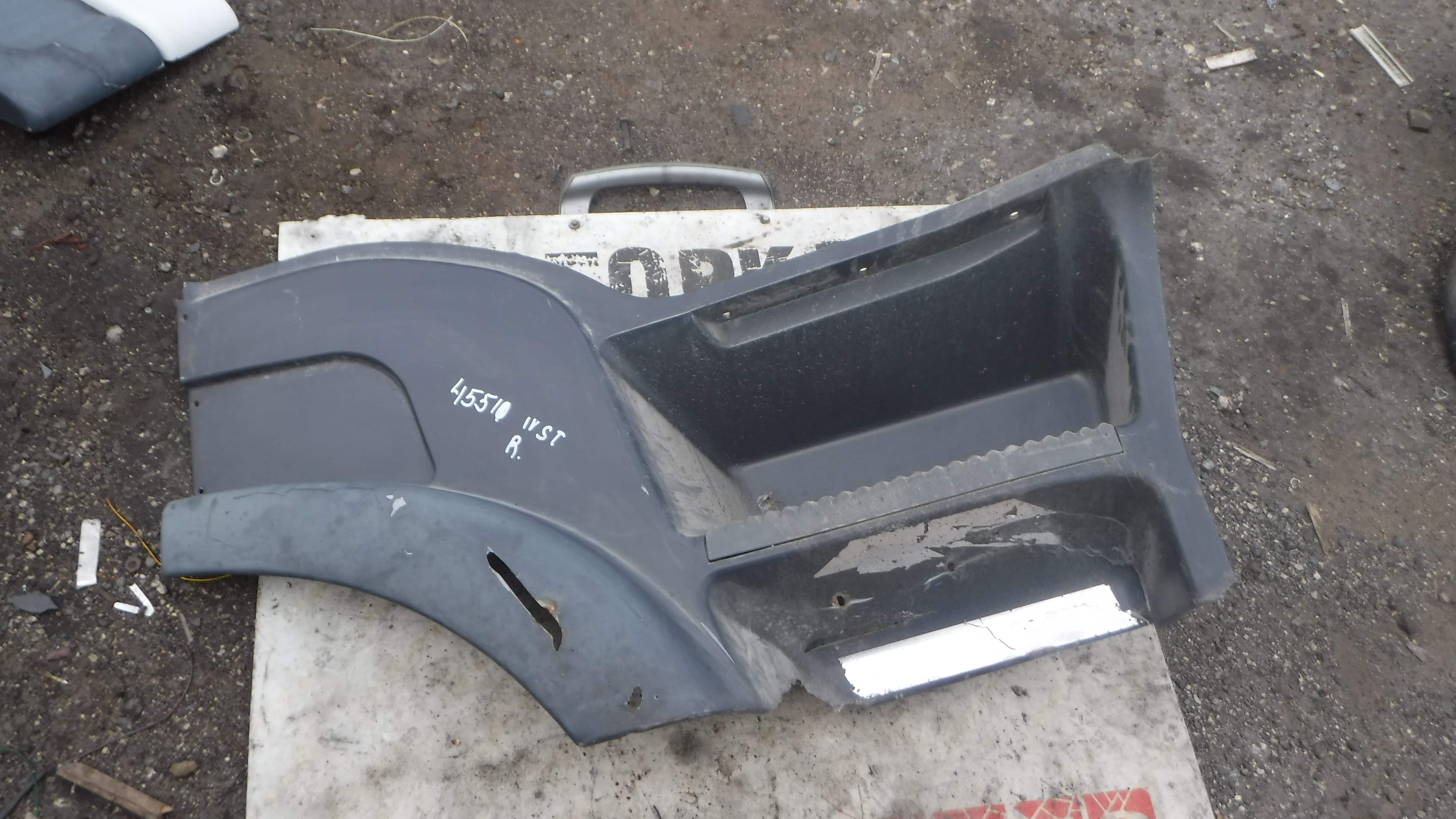 Корпус подножки правый Ивеко Стралис Iveco Stralis 2002 Евро 3 Курсор 10 500375467 500375473